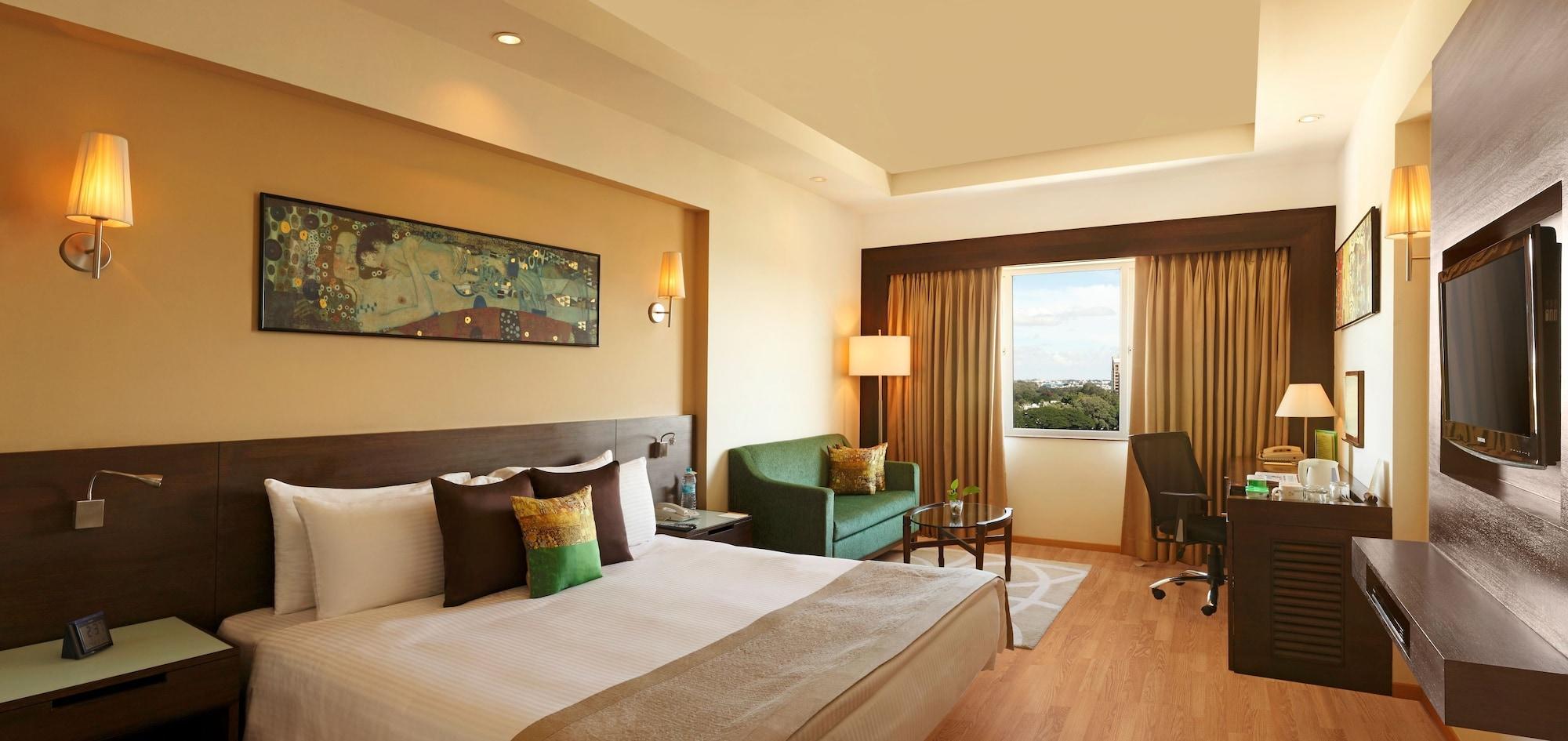 Lemon Tree Premier, Ulsoor Lake, Bengaluru מראה חיצוני תמונה