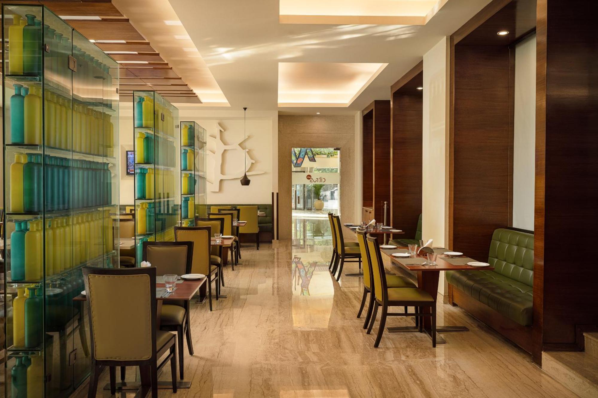Lemon Tree Premier, Ulsoor Lake, Bengaluru מראה חיצוני תמונה